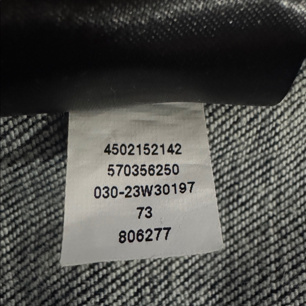 WHBM Extra High Rise Straight Pintuck Leg Medium Wash Jeans Size 8 $120 EUC KL - Picture 14 of 16